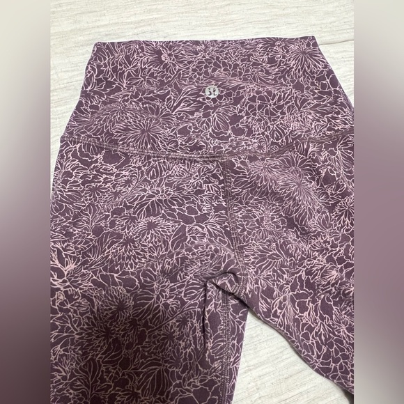 Lululemon Align Pant 21” Arabesque Antoinette Smoky Quartz Size 2 - Picture 5 of 9